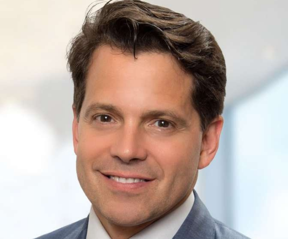 Book Anthony Scaramucci, concept image.