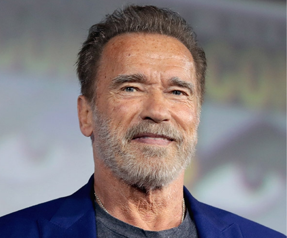 Book Arnold Schwarzenegger, concept image.