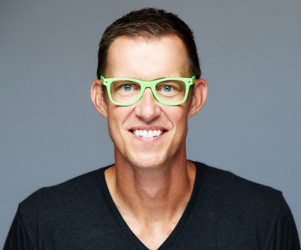 Book Erik Qualman, concept image.