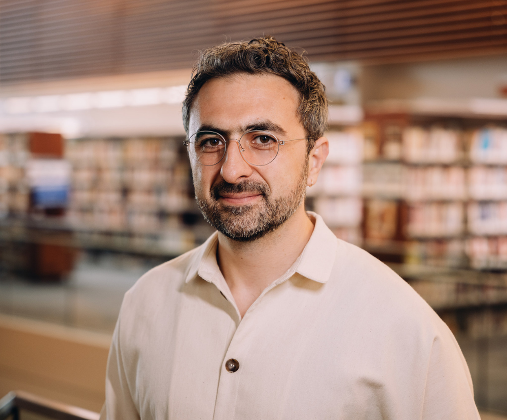 Book Mustafa Suleyman, concept image.