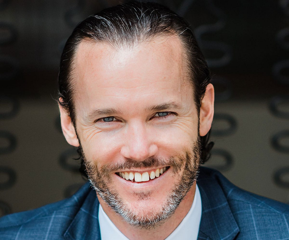 Book Peter Sheahan, concept image.