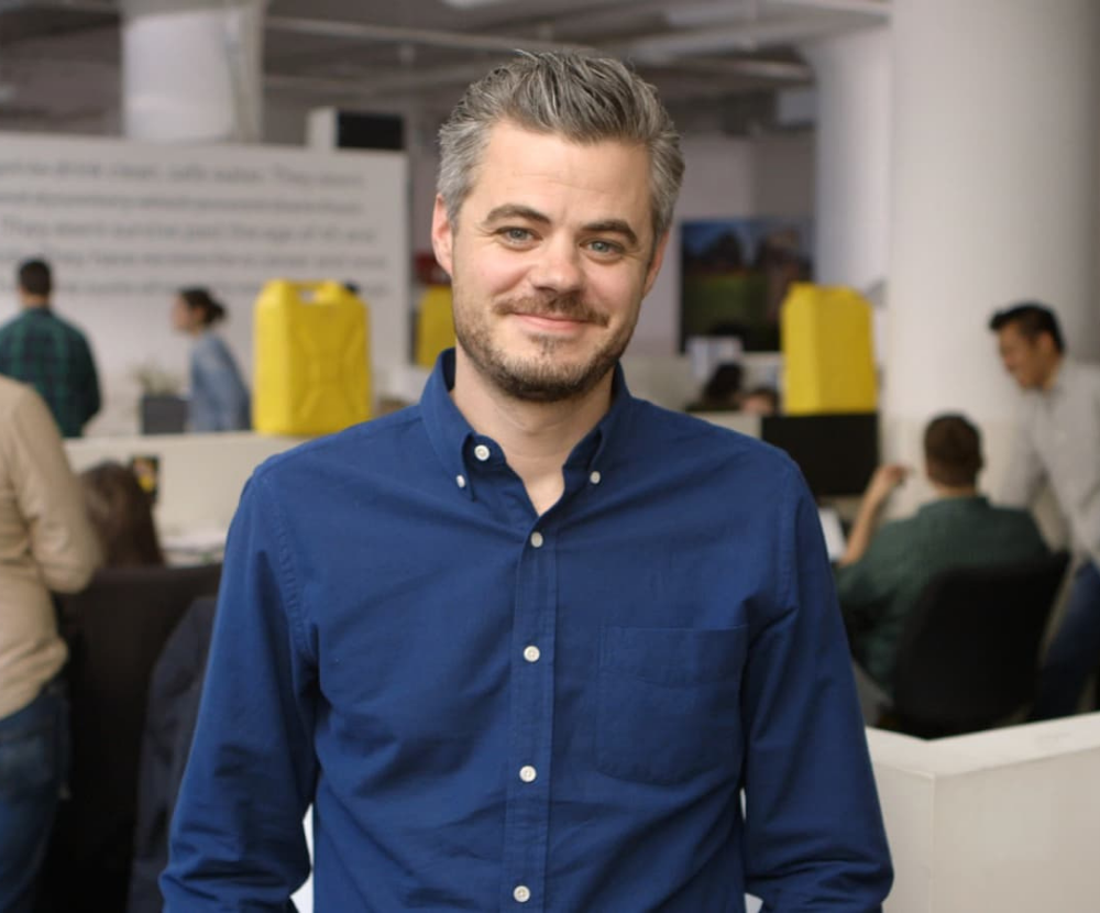 Book Scott Harrison, concept image.