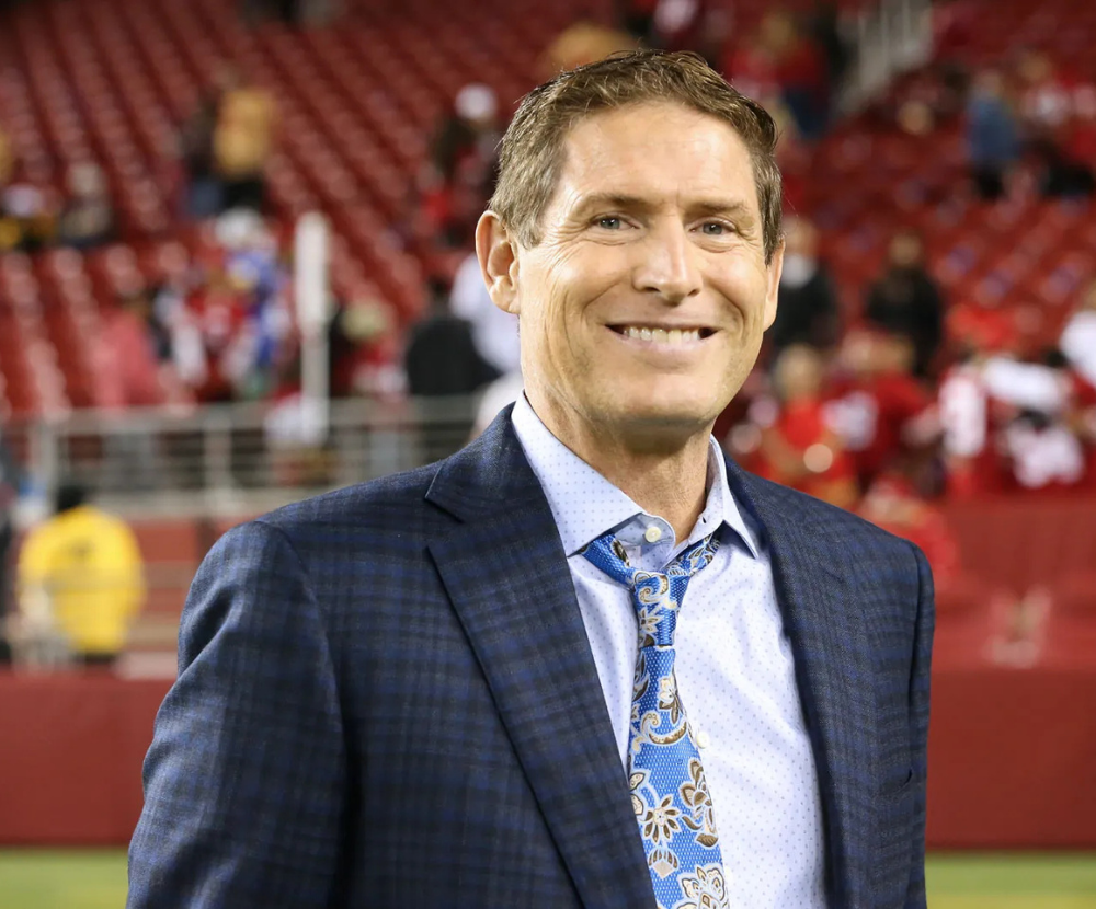 Book Steve Young, concept image.